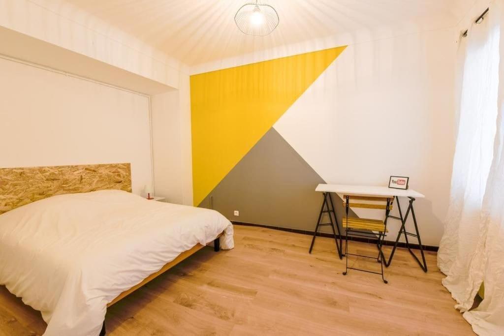 Charmant Logement Plein Pied Au Coeur Du Village كاستيلكولييه المظهر الخارجي الصورة